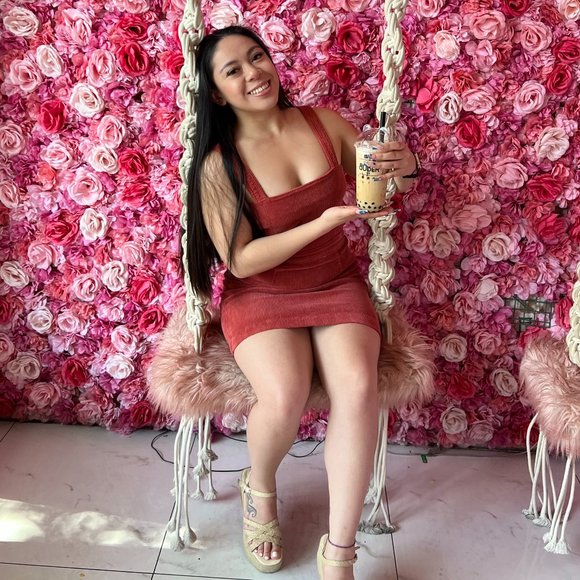 Hii, I'm Jannelle - Picture 1 of 4